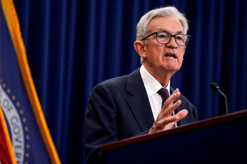 Powell turns dovish, paving way for October rate cut