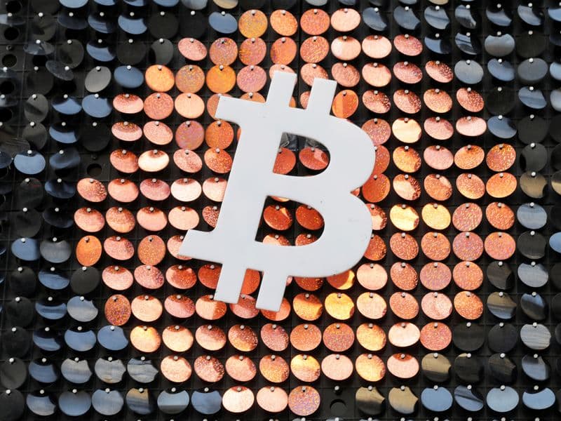 Bitcoin clings to $65,000 ahead of US jobs report
