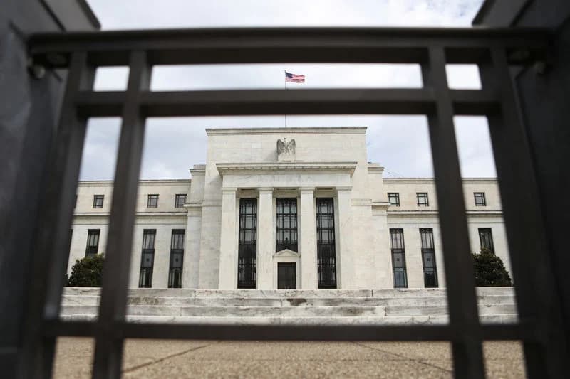 Citi shifts Fed rate cut forecast to june 2027