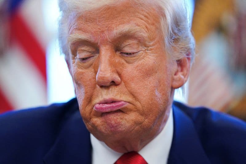 На мемкоине Трампа инвесторы потеряли $3,8 млрд