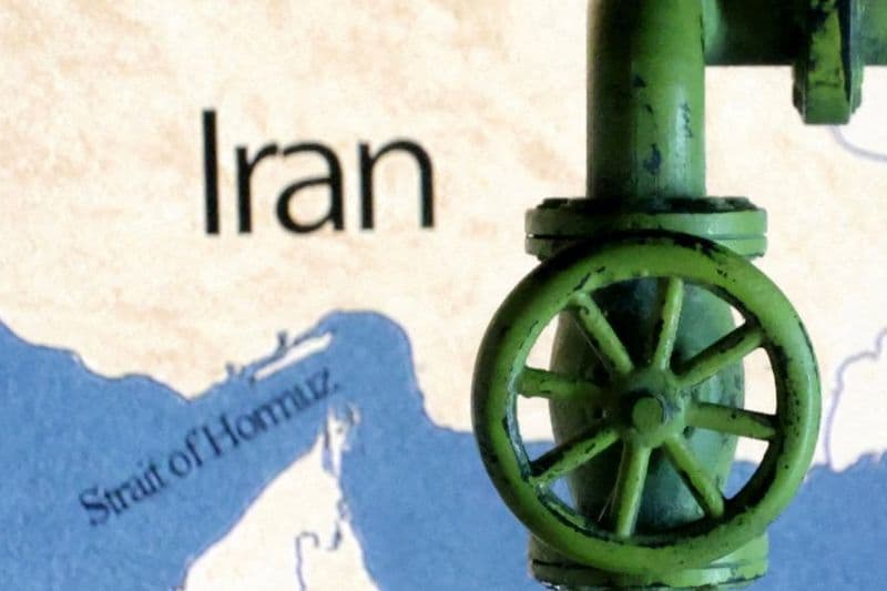 Нефть продолжает рост на фоне ультиматума Трампа по проливу Ормуз