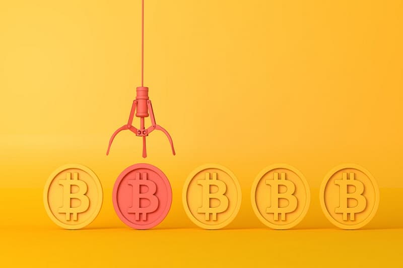 Bitcoin has pushed the crypto market back above $3 trillion, but there is a risk of a reversal.