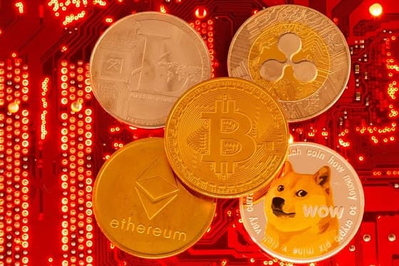 Биткоин или Ether: кто быстрее восстановится после обвала рынка?