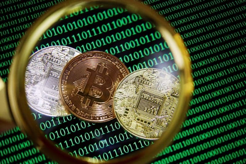 Bitcoin tops $84,000: stock tokenization boosts market
