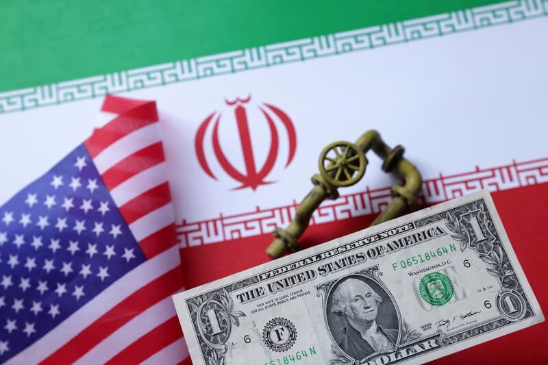 The dollar and oil are moving in sync with geopolitics in mind