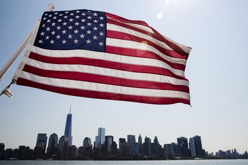 US senate advances cryptocurrency bill